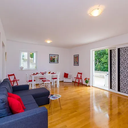 Grand - Three Bedroom With Terrace And Partial Sea View * Dubrovnik