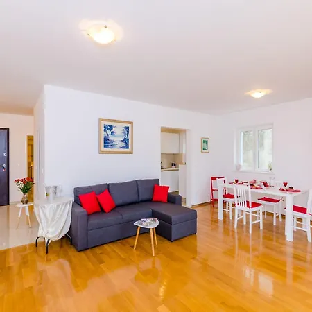 Grand - Three Bedroom With Terrace And Partial Sea View Dubrovnik